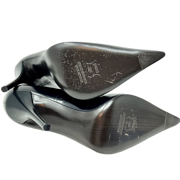 Stuart Weitzman women's black leather point toe pumps size 8 wide - Picture 11 of 16